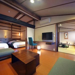 Superior Twin Room Tatami Area –Komakusa Non-Smoking